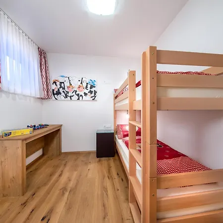 In The Heart Of Neukirchen Apartman *