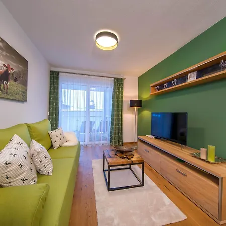 Апартаменты In The Heart Of Neukirchen Нойкирхен-ам-Гросфенедигер