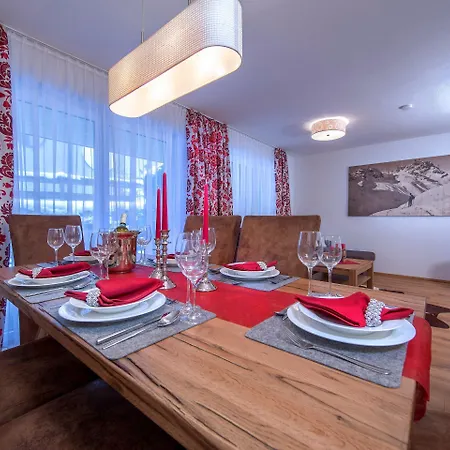 In The Heart Of Neukirchen Apartman *