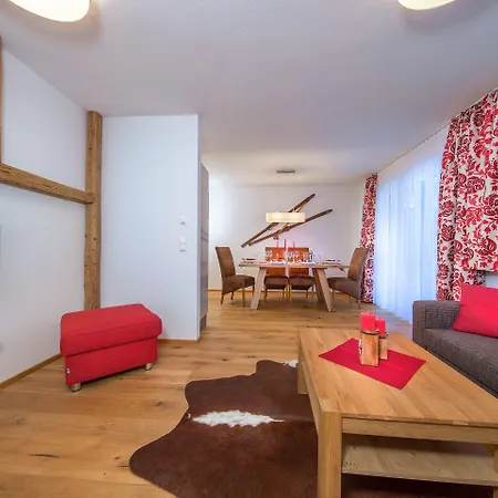 In The Heart Of Neukirchen Apartman