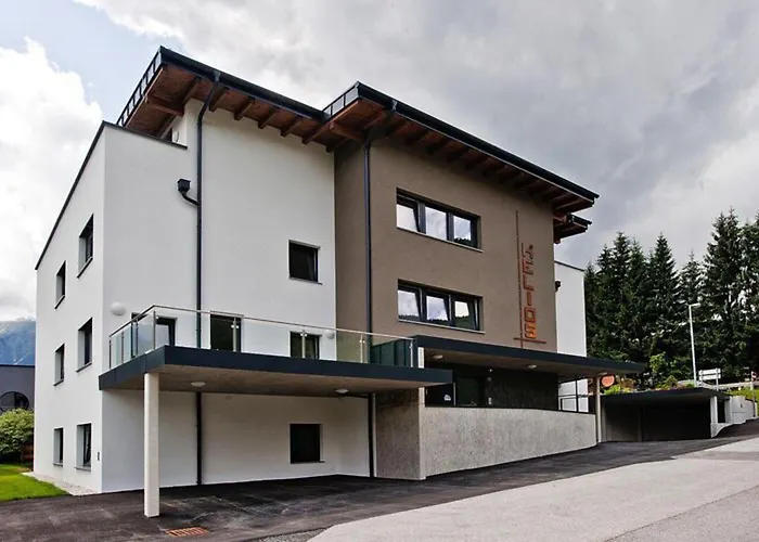In The Heart Of Neukirchen Apartament